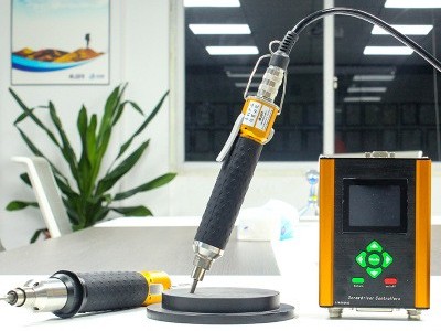 伺服電批加上機(jī)器人視覺，究竟是什么效果？-堅(jiān)豐股份